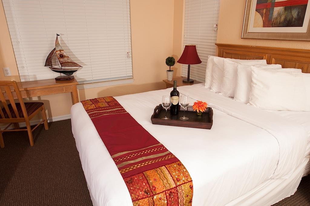 Mainsail Suites Hotel & Conference Center Tampa Luaran gambar